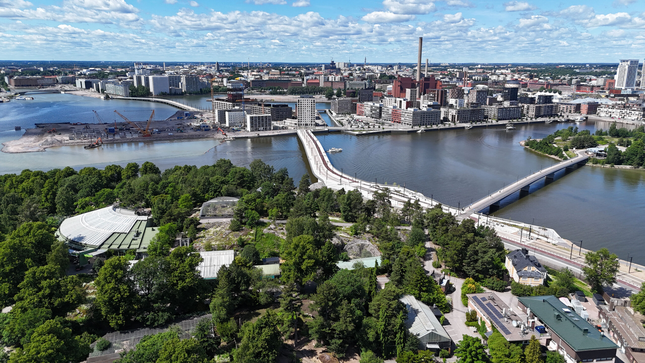 Ilmakuva Korkeasaaresta ja ympäristöstä